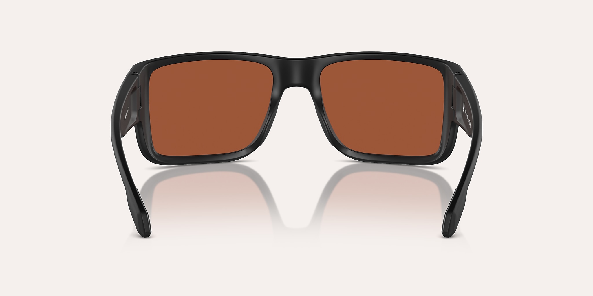 Sunglasses Native Badlands M (58-16) with Green Reflex Polarized lens and Matte Black frame Image 4 of 6 Sunglasses Native Badlands M (58-16) with Green Reflex Polarized lens and Matte Black frame Image 4 of 6