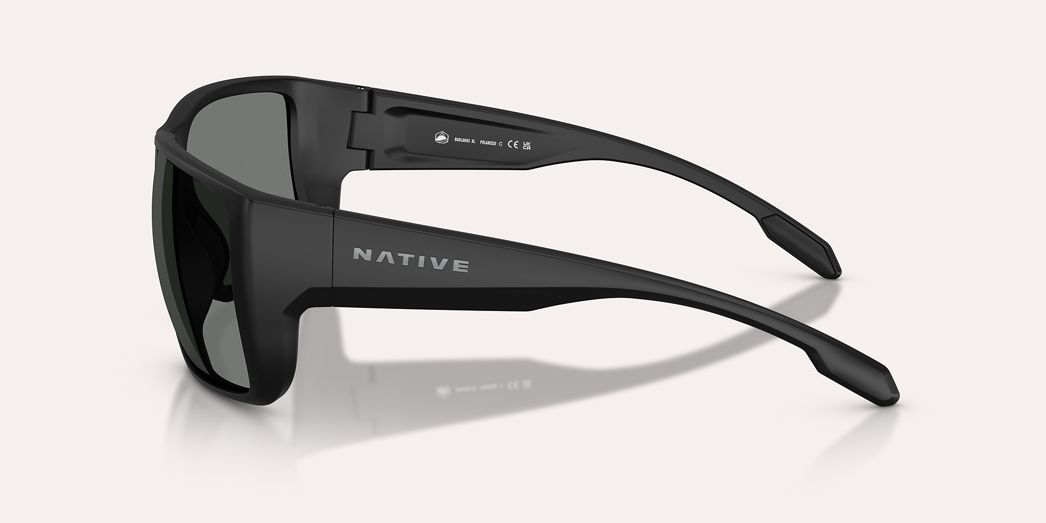 Lunettes de soleil Native Badlands XL XL (62-16) avec Gris Polarisant verre et Noir mat monture Image 3 de 5