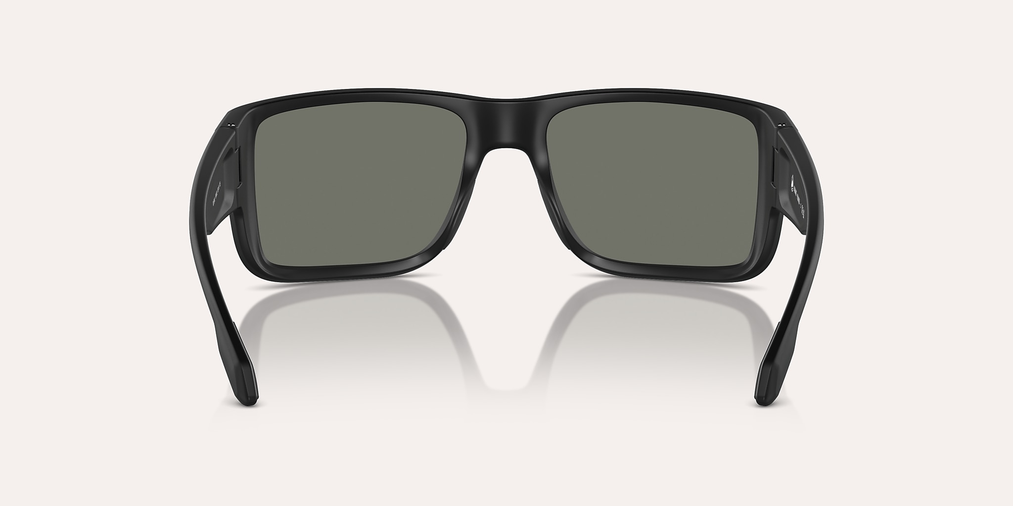 Sunglasses Native Badlands M (58-16) with Blue Reflex Polarized lens and Matte Black frame Image 5 of 7 Sunglasses Native Badlands M (58-16) with Blue Reflex Polarized lens and Matte Black frame Image 5 of 7