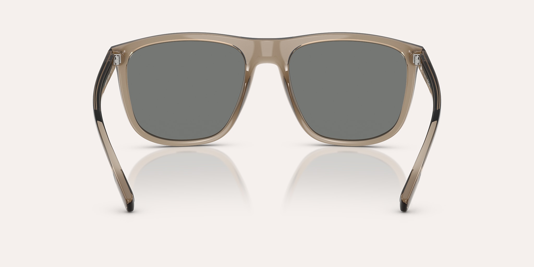 Sunglasses Native Mesa XL (57-19) with Grey Polarized lens and Smokey Quartz frame Image 4 of 5 Sunglasses Native Mesa XL (57-19) with Grey Polarized lens and Smokey Quartz frame Image 4 of 5