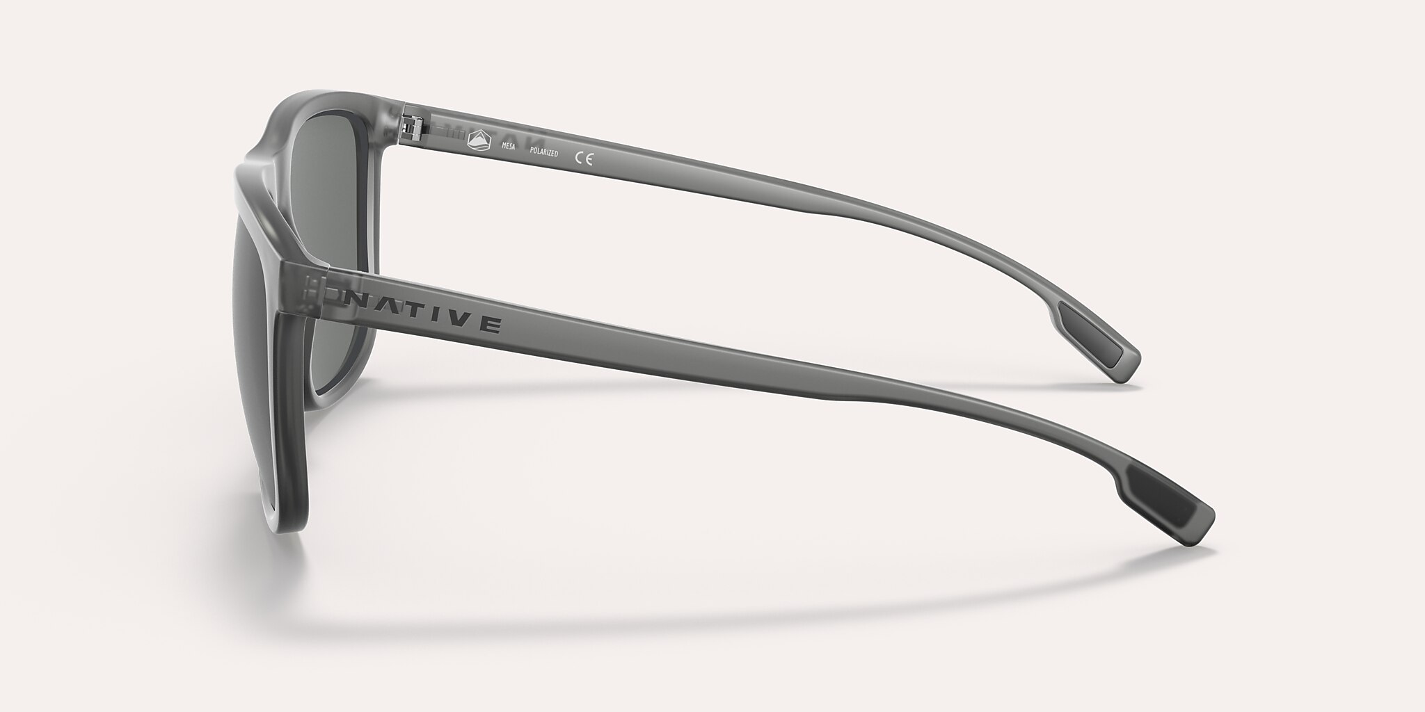 Lunettes de soleil Native Mesa XL (57-19) avec Gris verre et Cristal fumée mat monture Image 3 de 5