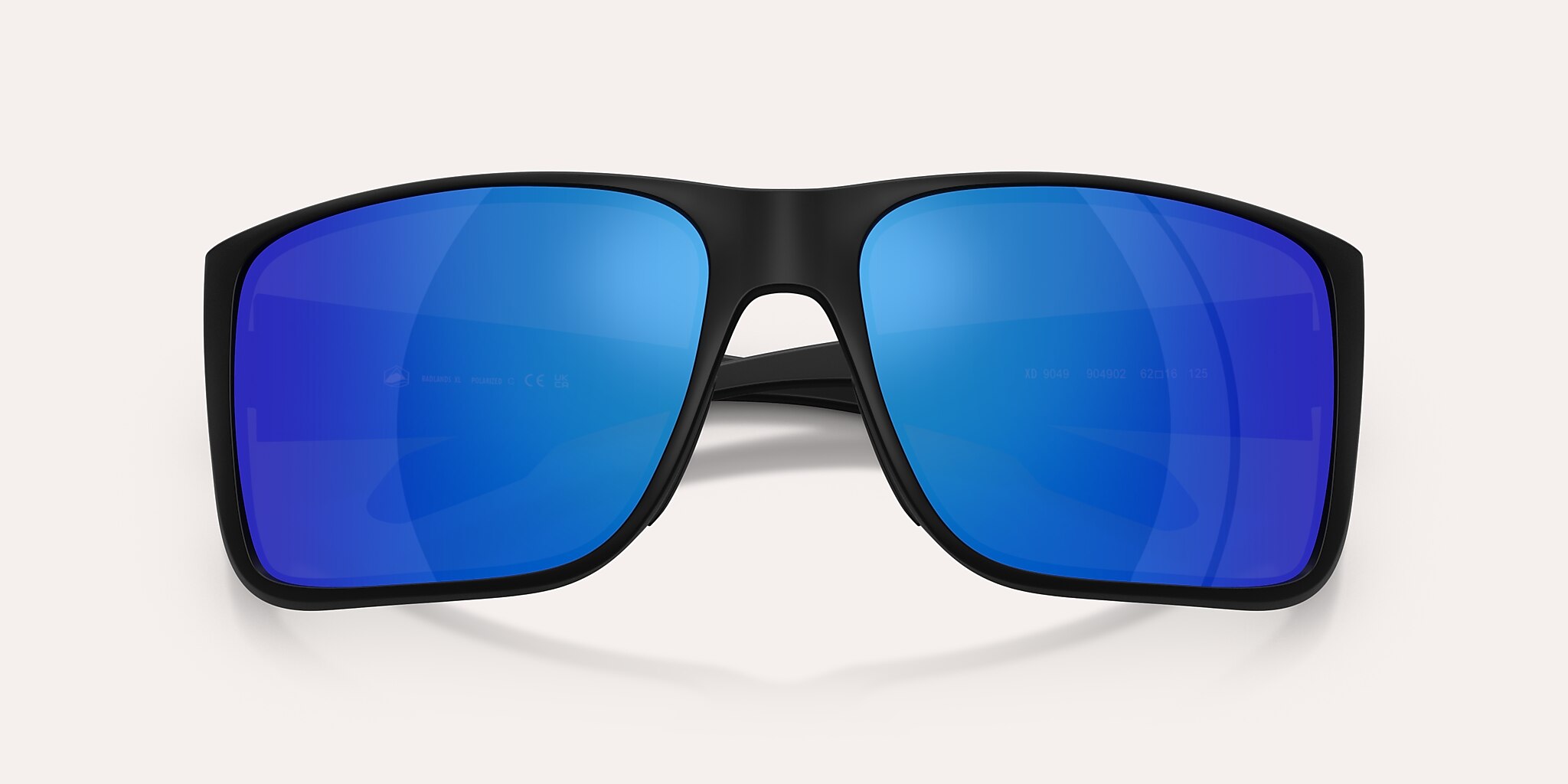 Lunettes de soleil Native Badlands XL XL (62-16) avec Bleu reflex polarisé verre et Noir mat monture Image 5 de 5